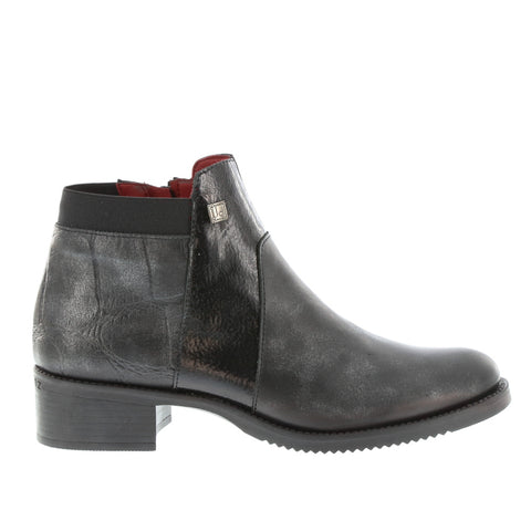 Jose Saenz 'JS-2182-MUIMK' / Negro