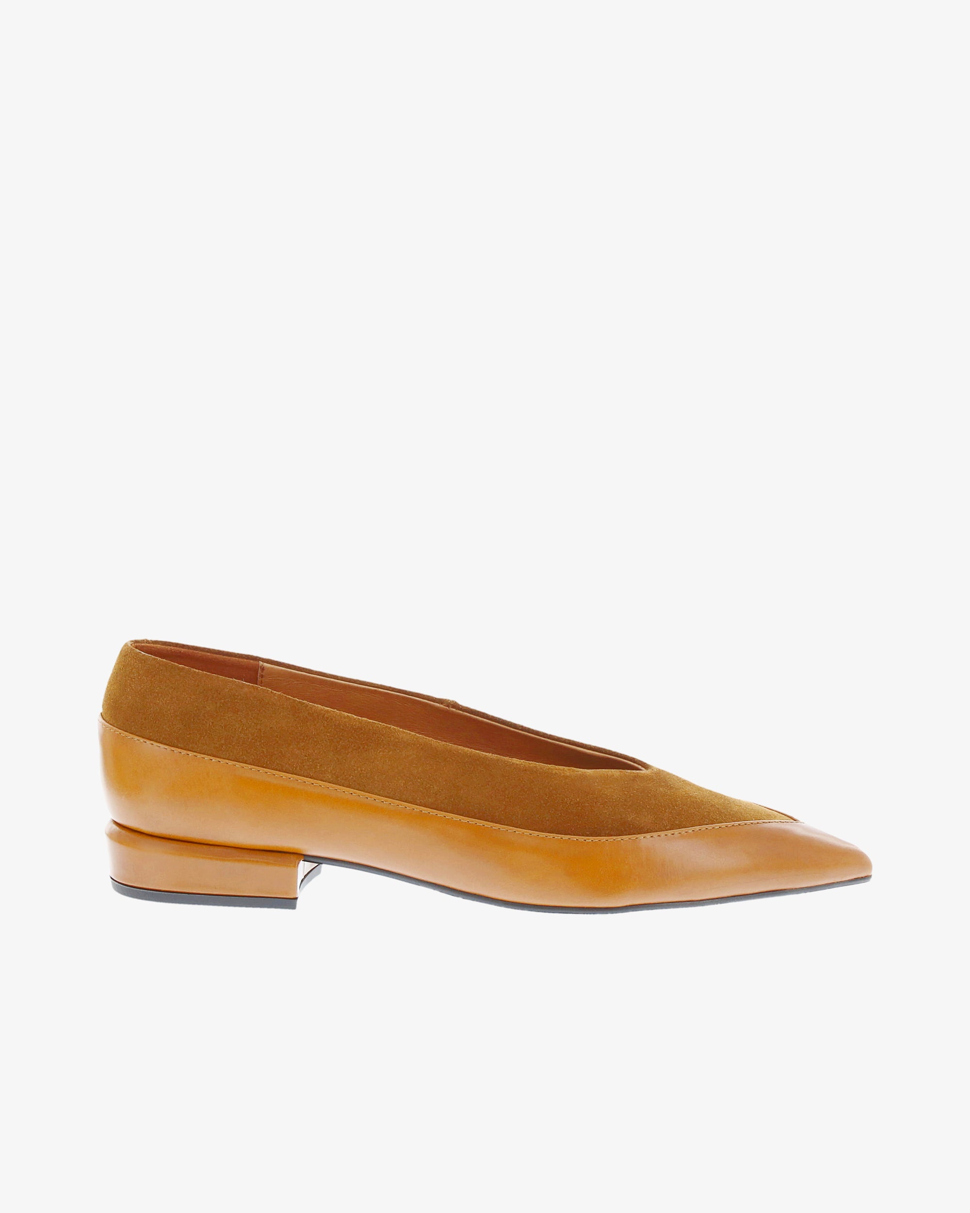 Neo Arlyn Shoe in Whisky Semi Gloss/Suede Leather side view | colour:whisky-semi-gloss-suede-leather