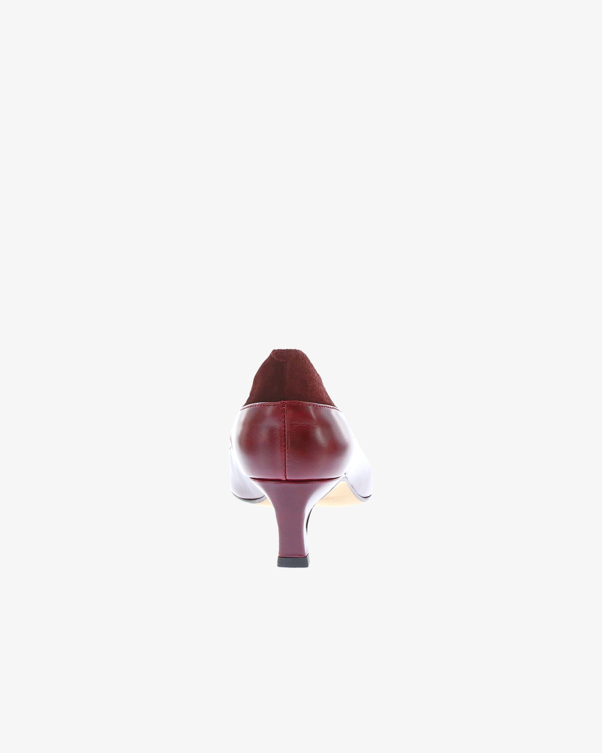 Neo Avelyn Shoe in Burgundy Semi Gloss/Suede Leather heel view | colour:burgundy-semi-gloss-suede-leather