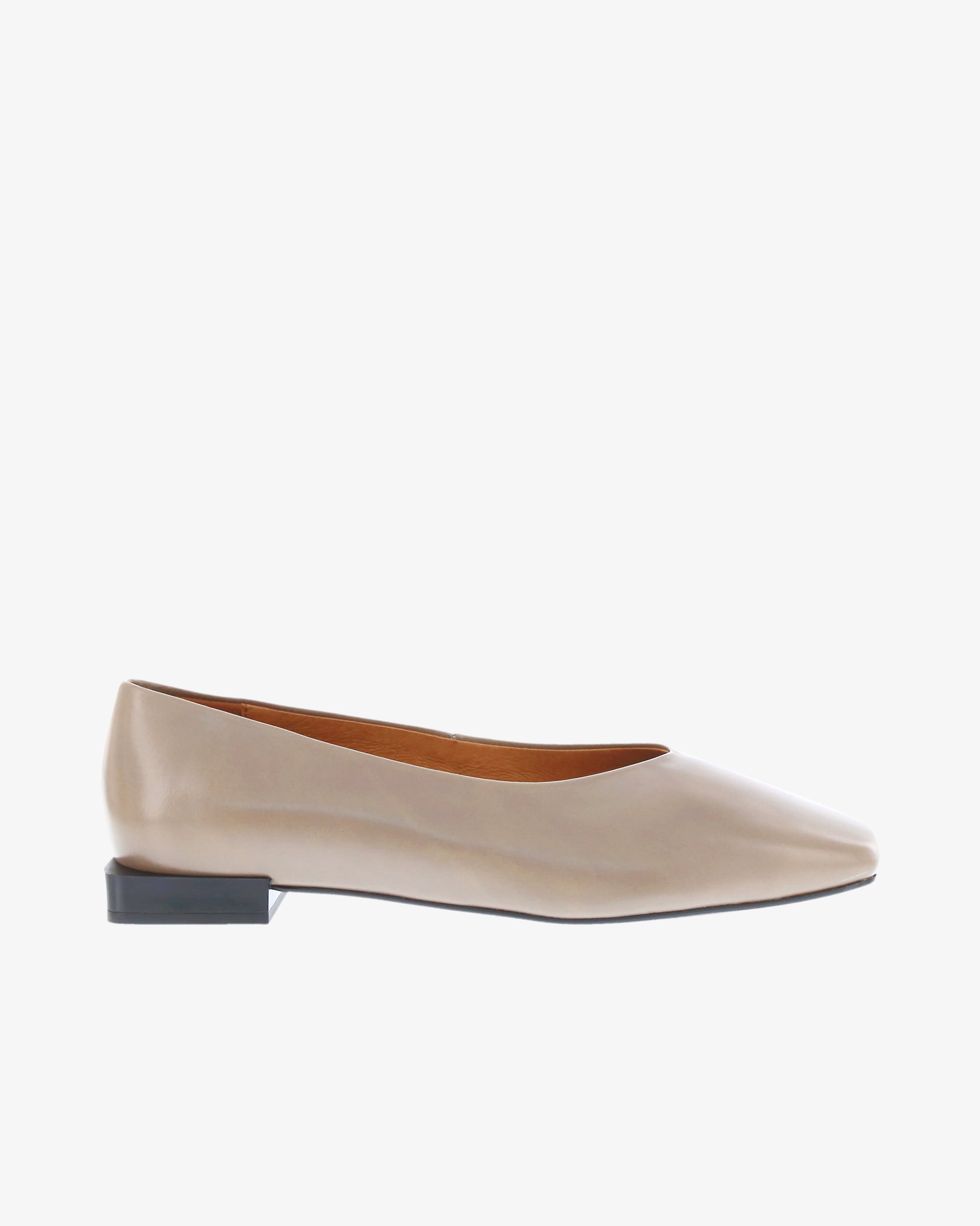 Neo Noelle Flat in Taupe Semi Gloss Leather side view | colour:taupe-semi-gloss-leather