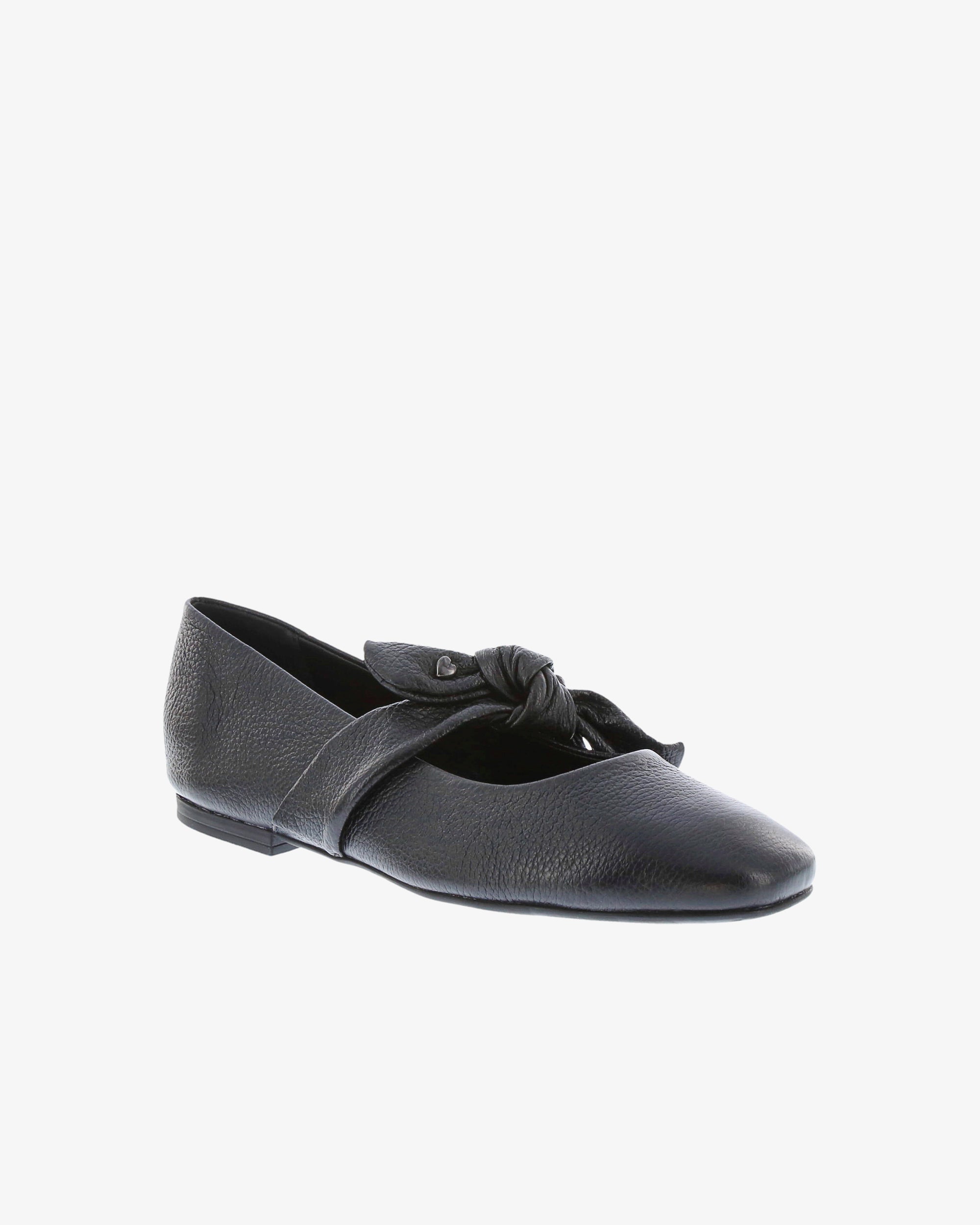 Nu by Neo Myosie Flat in Black Smooth Leather angled view | colour:black-smooth-leather