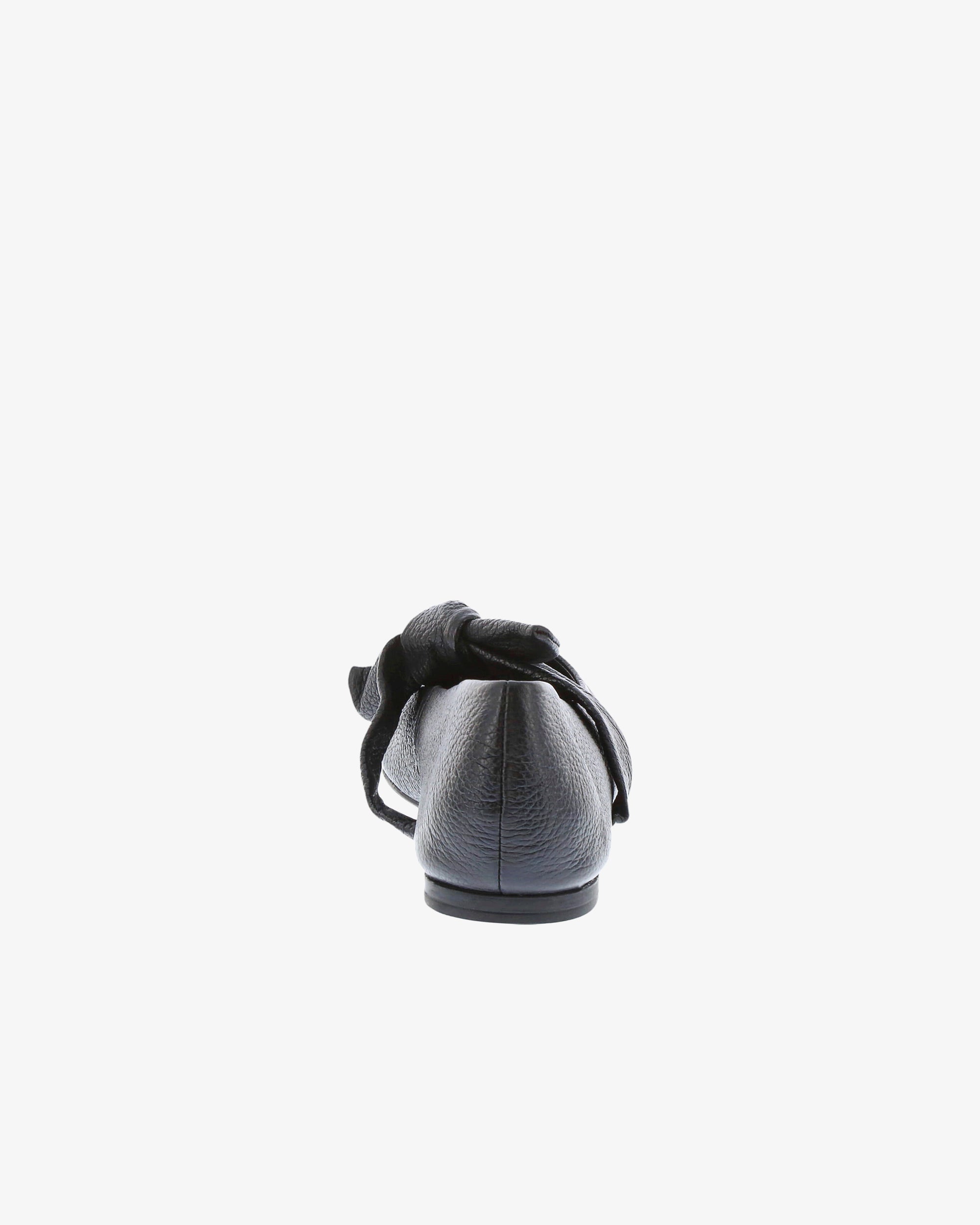 Nu by Neo Myosie Flat in Black Smooth Leather heel view | colour:black-smooth-leather