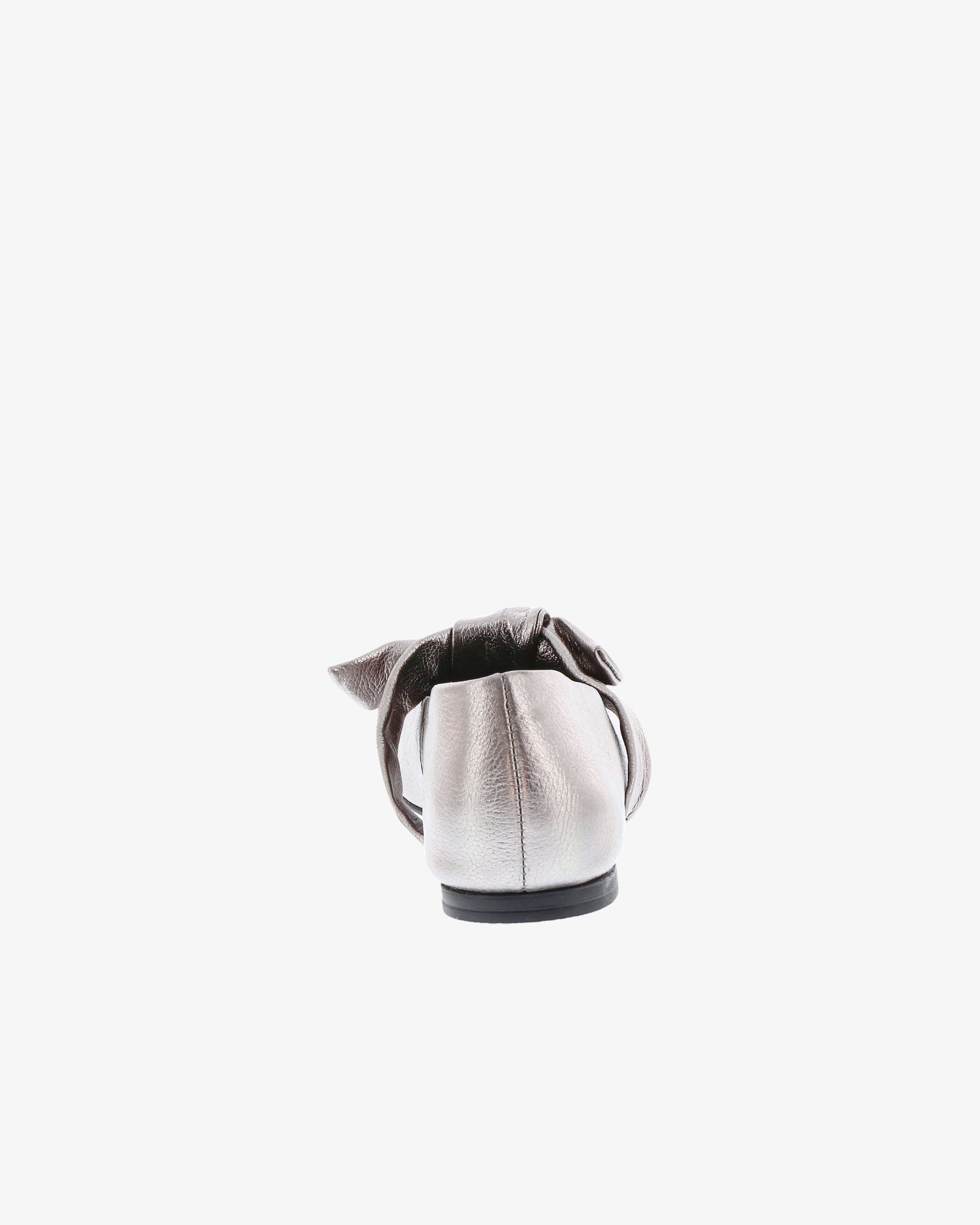 Nu by Neo Myosie Flat in Pewter Metallic Leather heel view | colour:pewter-metallic-leather