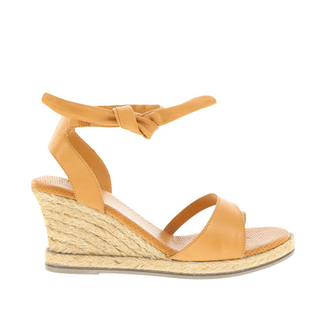 nuxneo 'Fiona/KR-8887' Napa / Tan